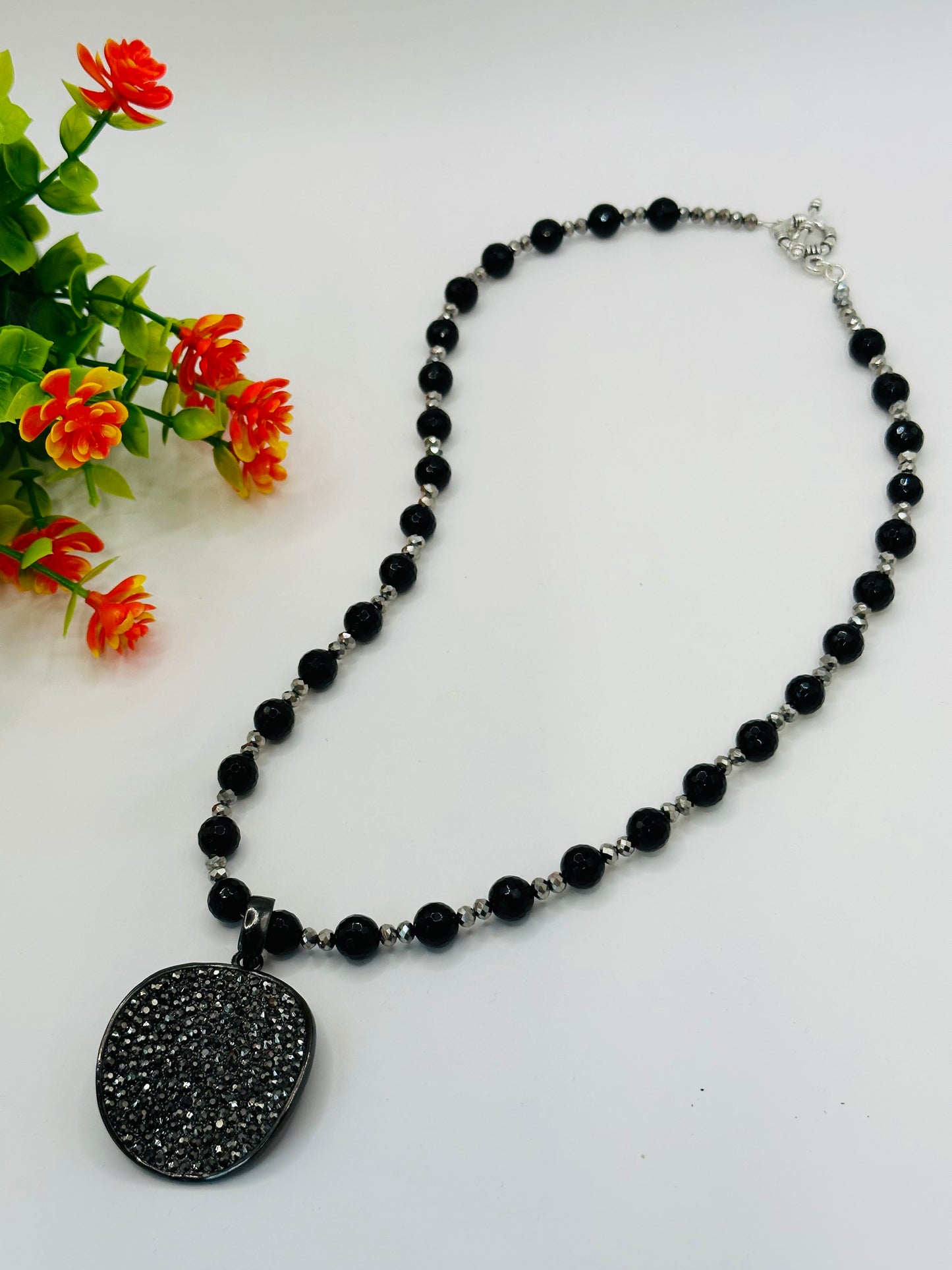 Black stone agate mix with rhinestone pendant N-201