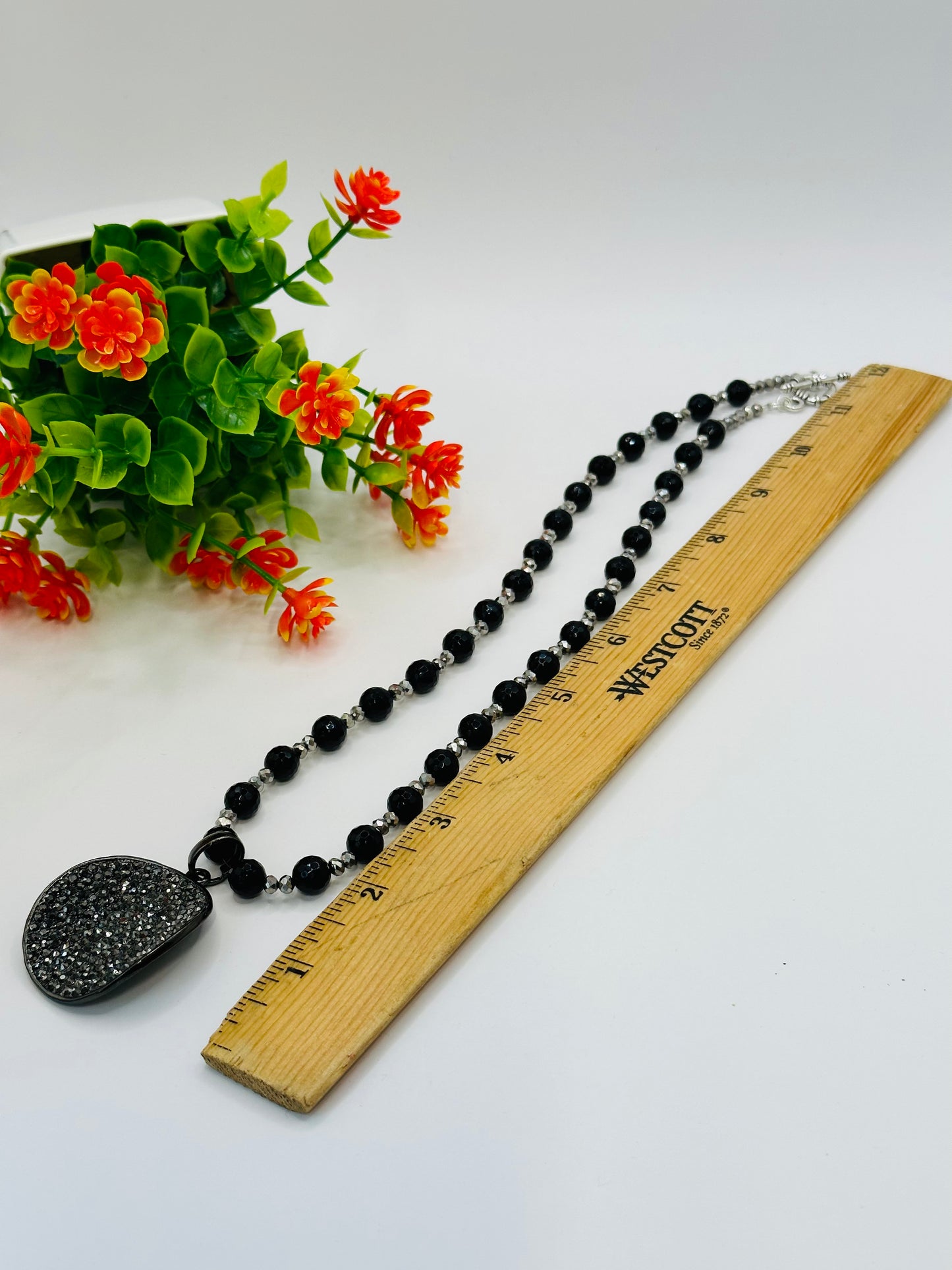 Black stone agate mix with rhinestone pendant N-201