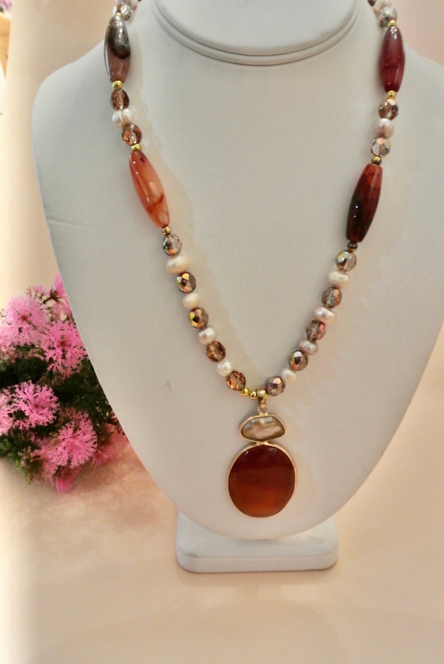 Carnelian Mix Stones & Pearls N-141