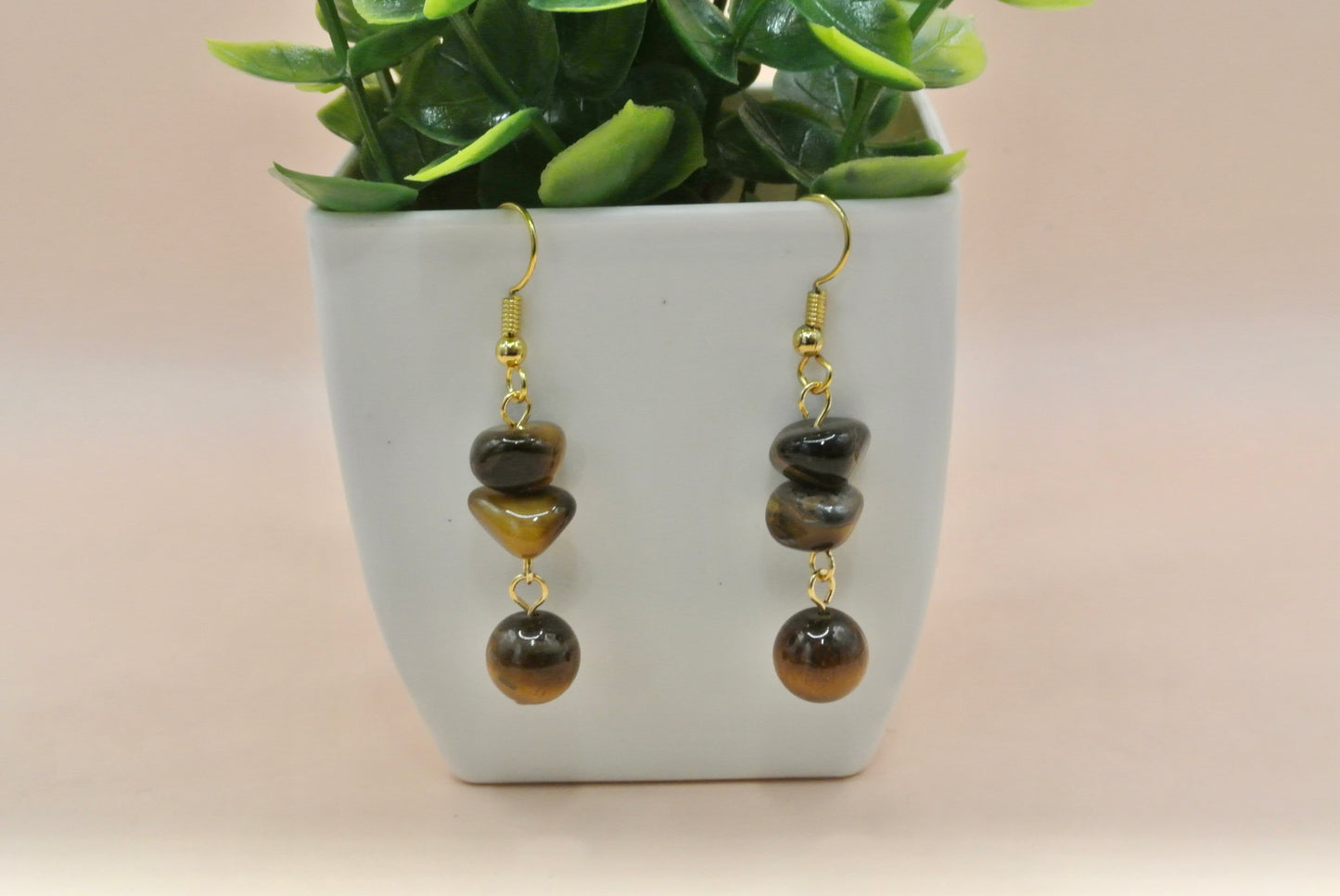 Round Tiger eye with Chunky stone earrings E-178