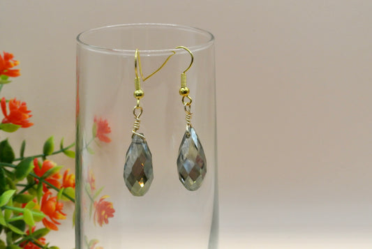 Green Faceted Drop Earrings E-185