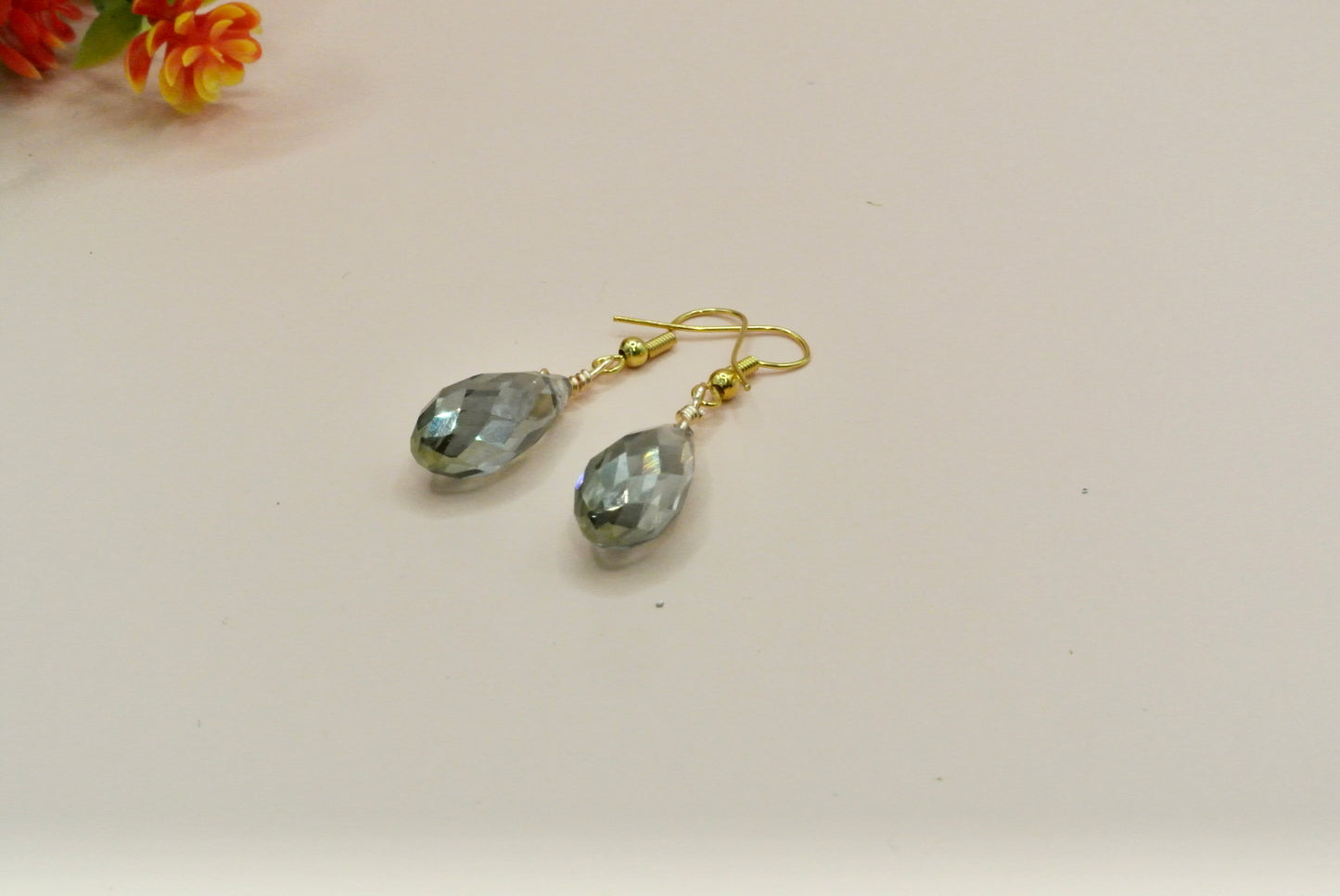 Green Faceted Drop Earrings E-185