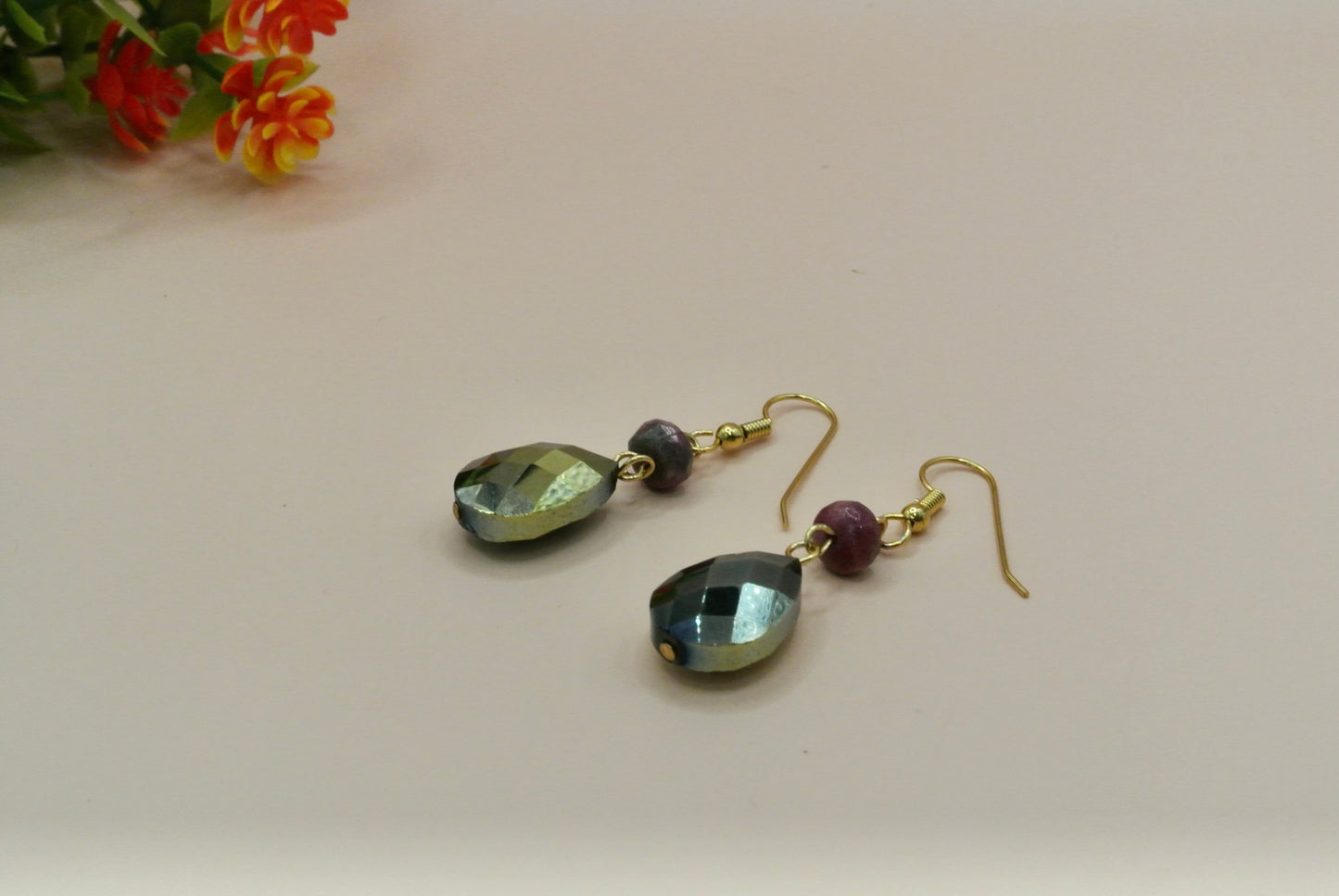 Green Oval with purple rondel Earrings E-189