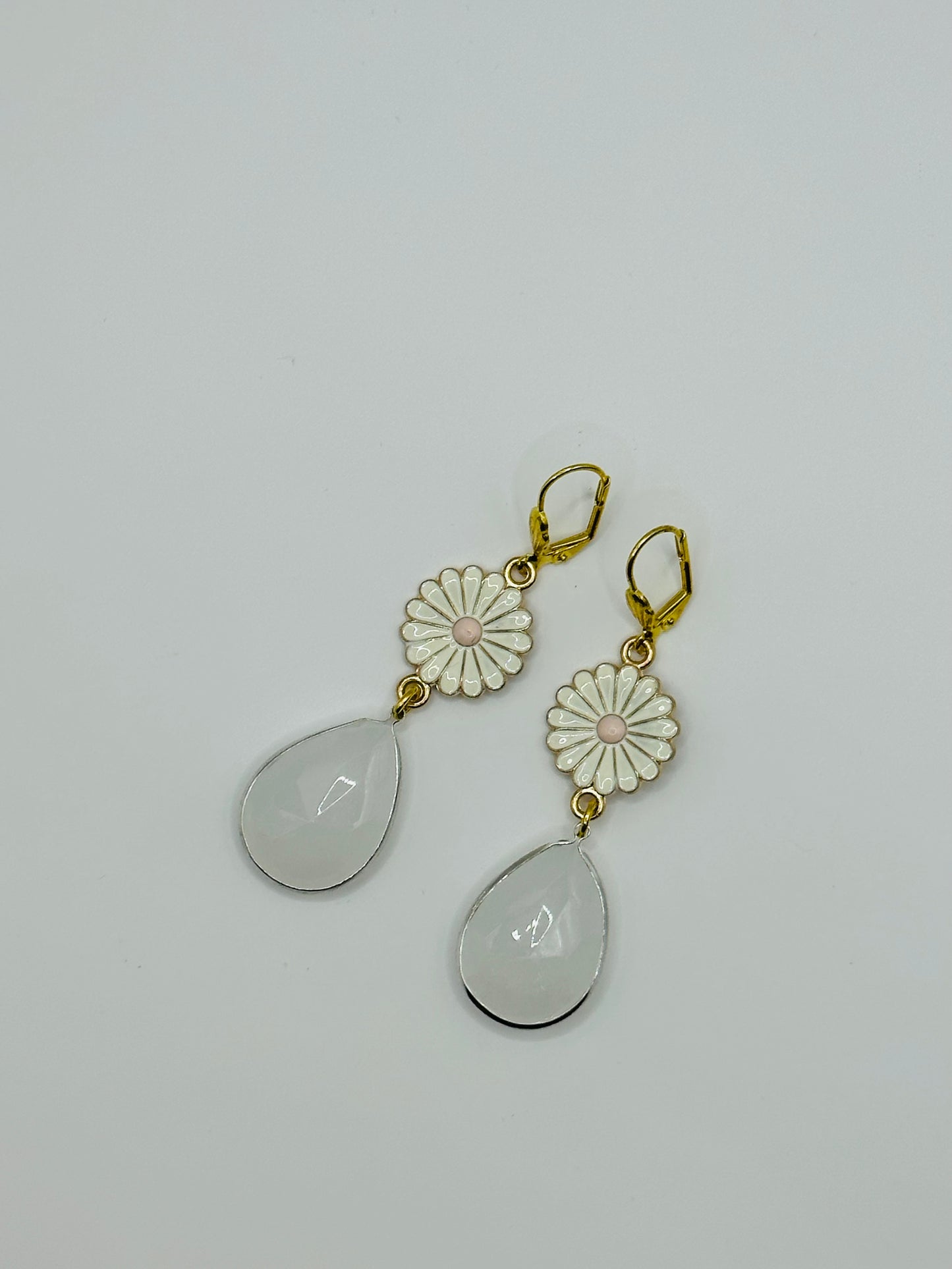 White opal with floral Earrings E-100