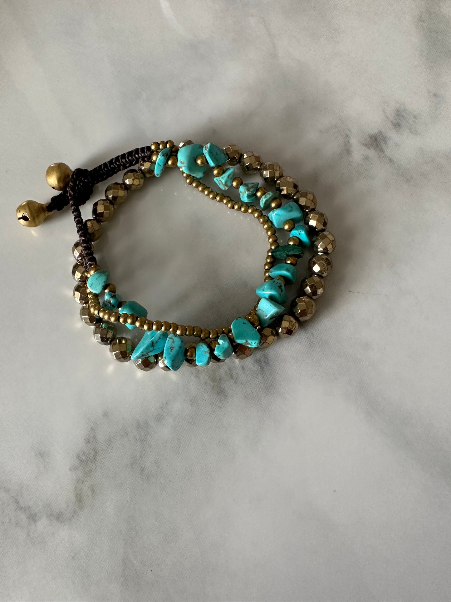 Turquoise and gold faceted Bracelets B-126