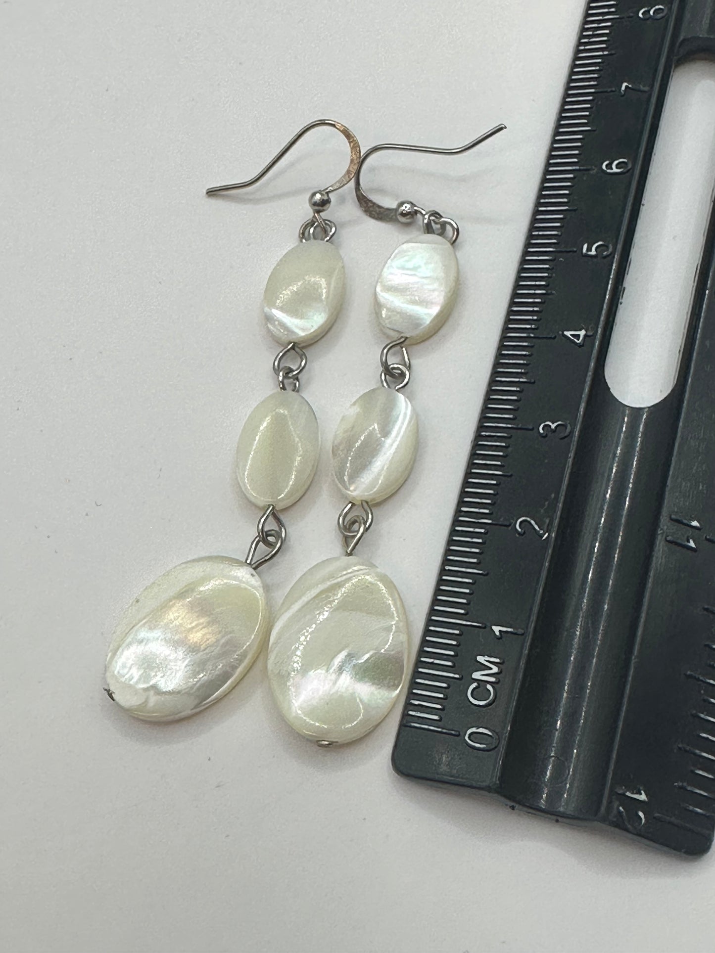 White Shell Earrings E-142