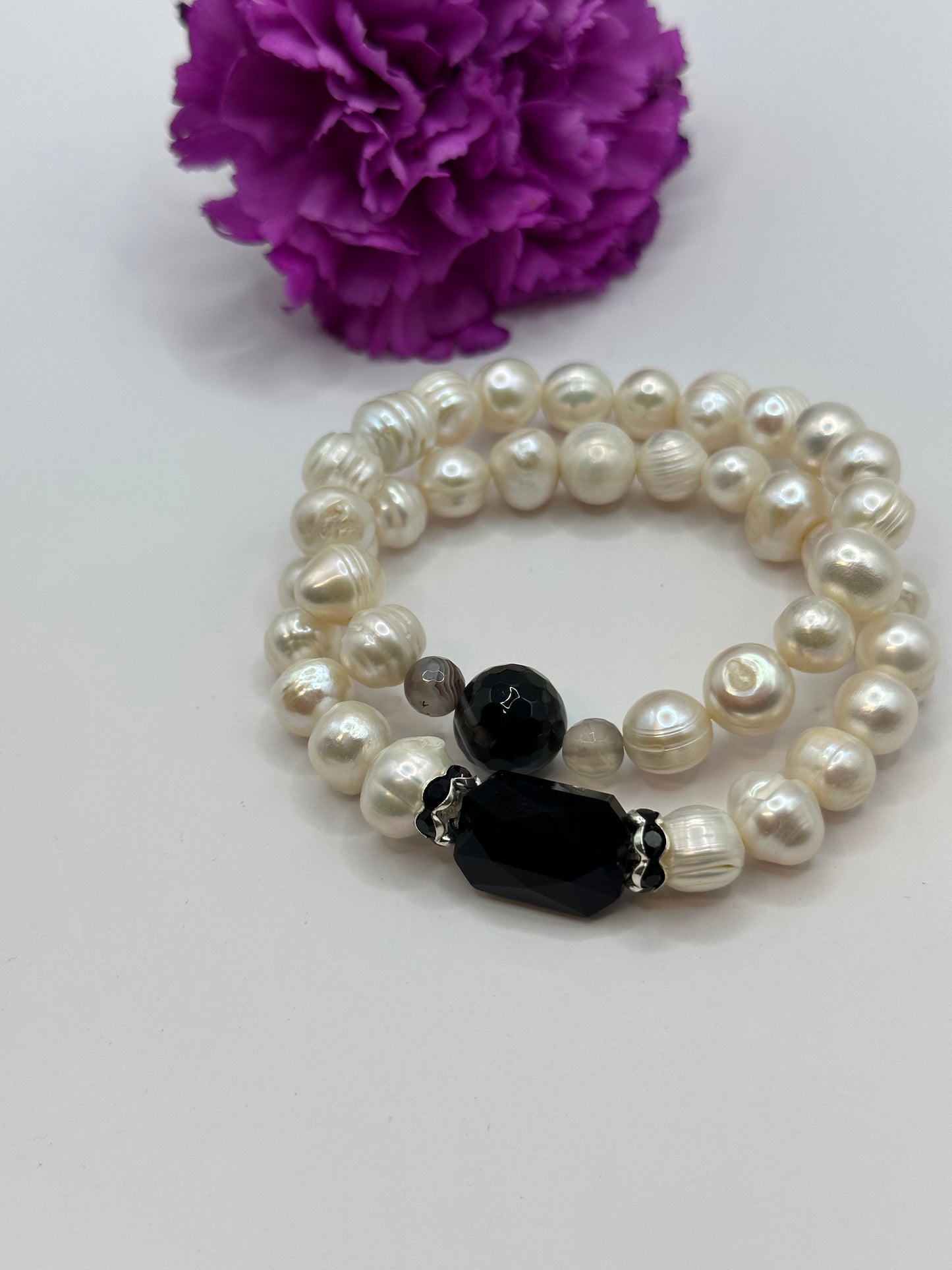 Stackable pearls bracelets B-160