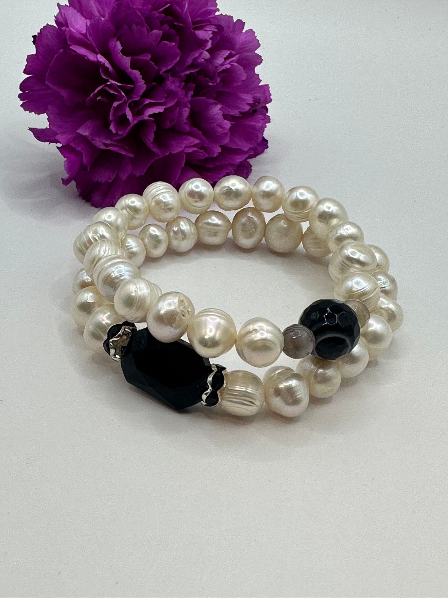 Stackable pearls bracelets B-160