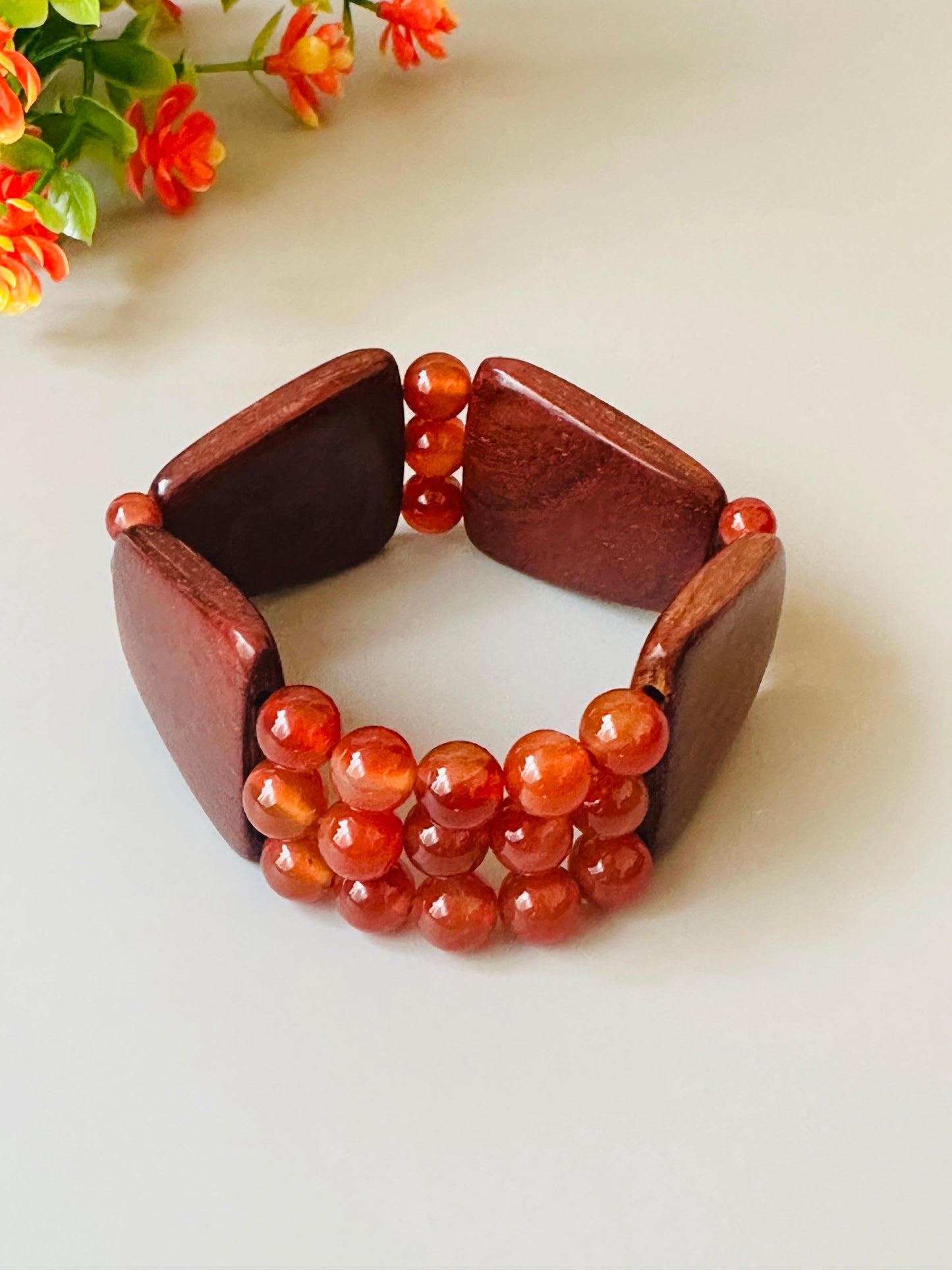 Wood beads with carnelian stone Bracelets B-167