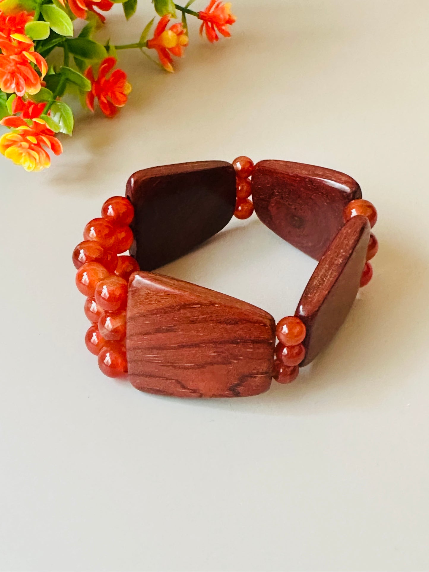 Wood beads with carnelian stone Bracelets B-167