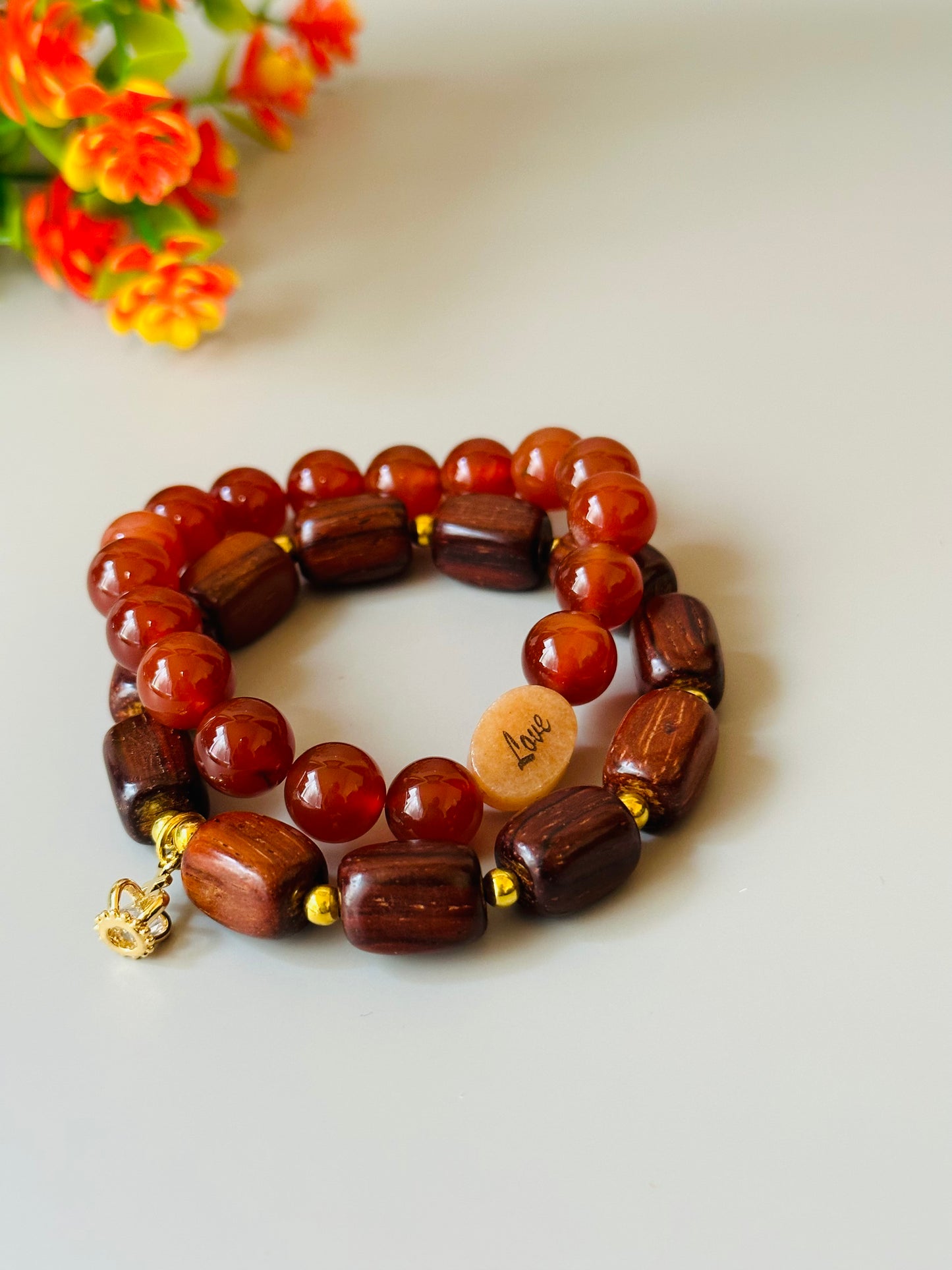 Carnelian and wood beads Bracelets B-181