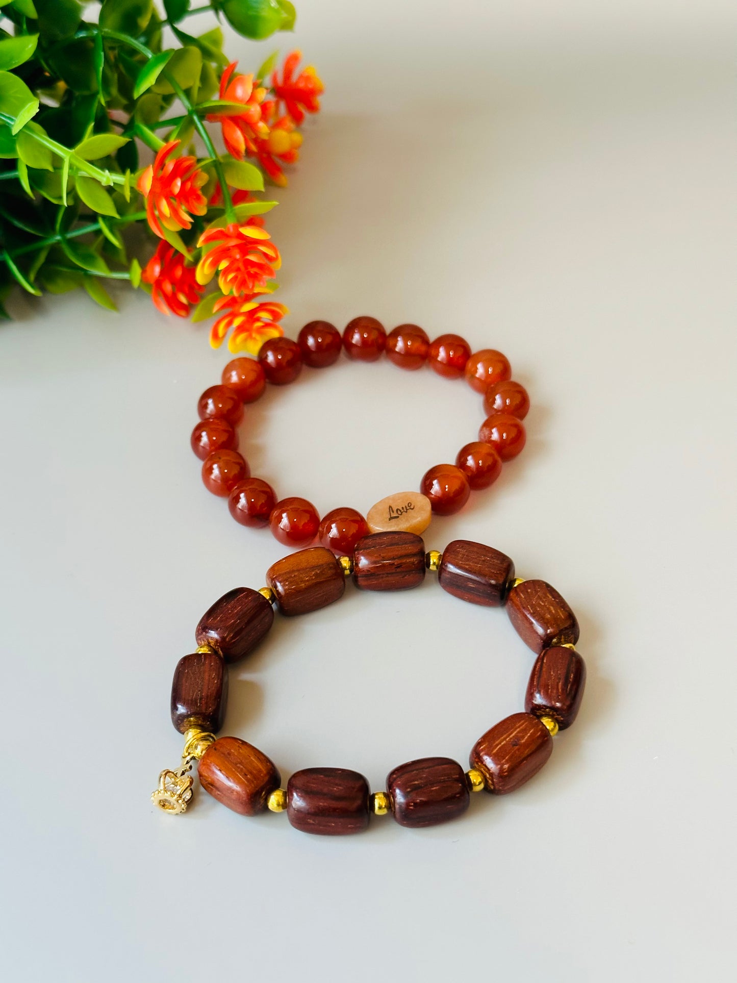 Carnelian and wood beads Bracelets B-181