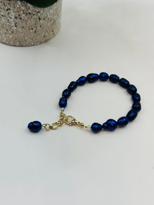 Dark blue Mother of pearls adjustable bracelets B-199