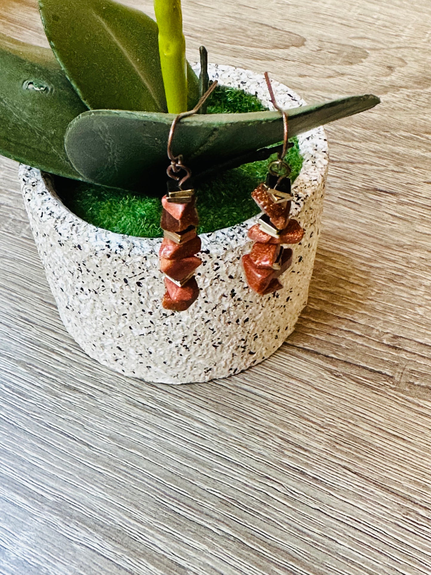 Brown Jasper chips with metal spacers earrings E-198