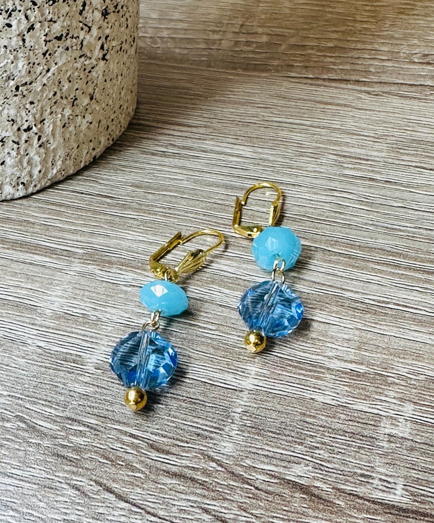 Lt Blue faceted glass with rondel earrings E-210