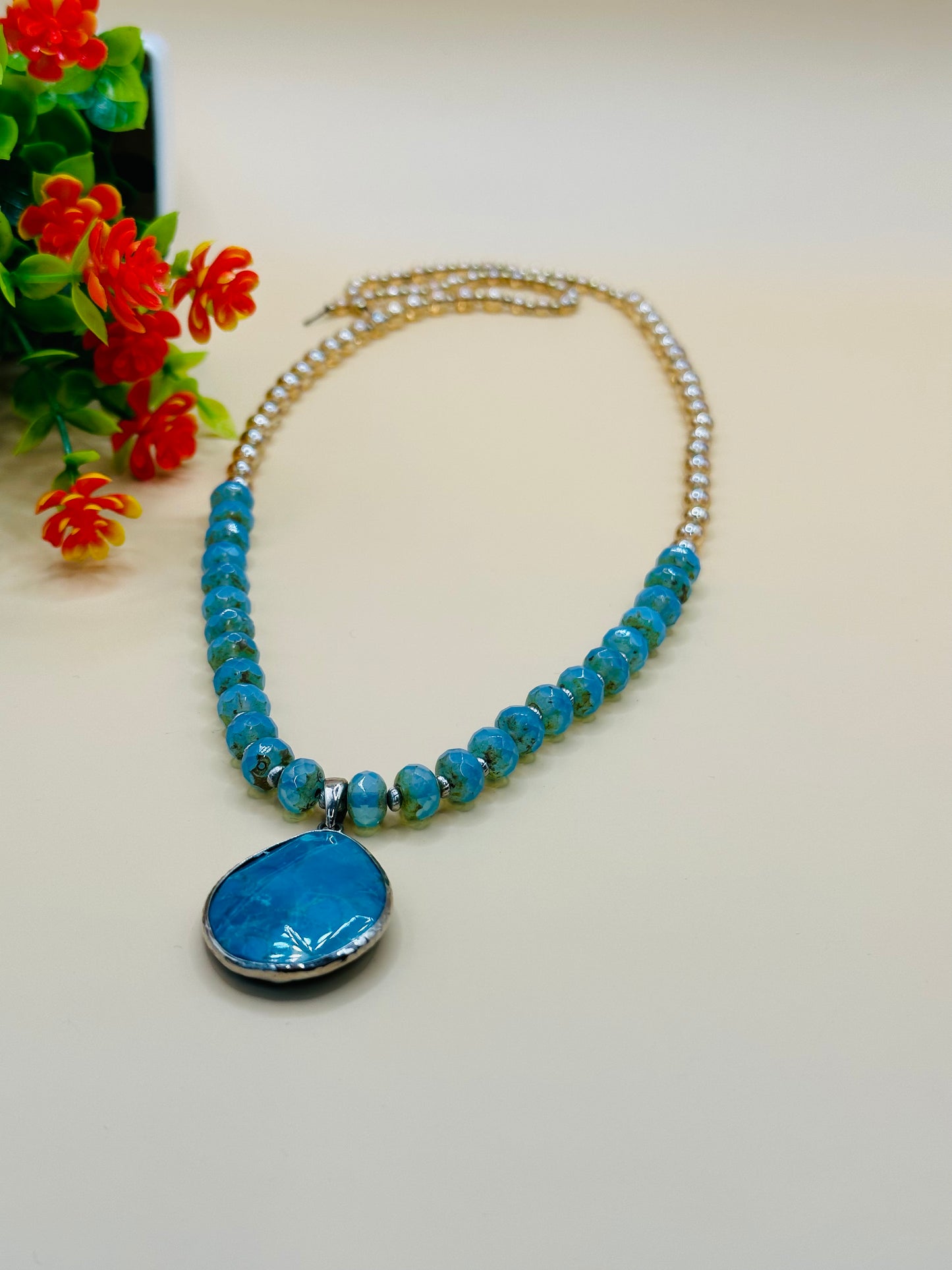 Aqua Faceted rondel with pendant necklace N-153