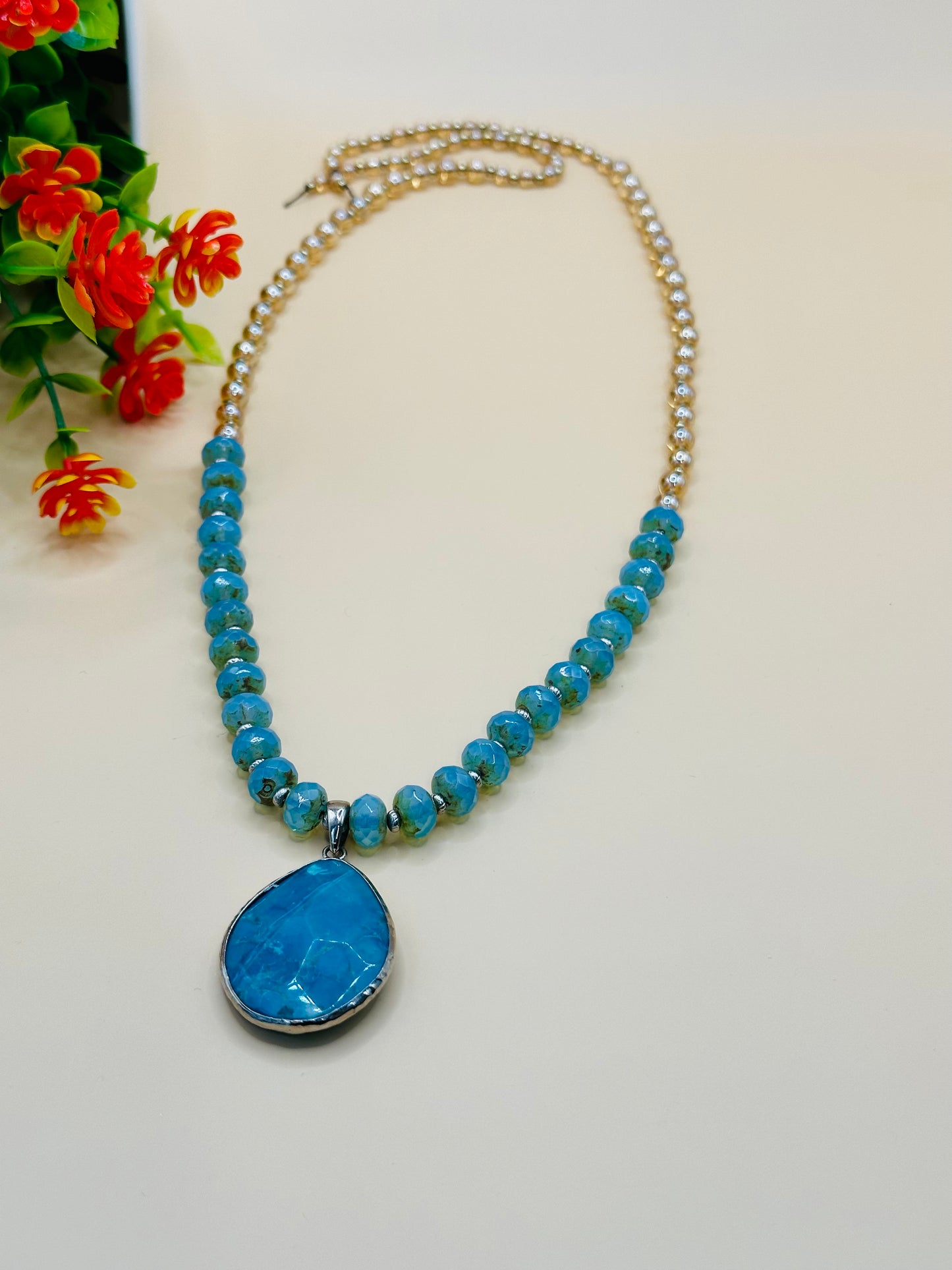 Aqua Faceted rondel with pendant necklace N-153