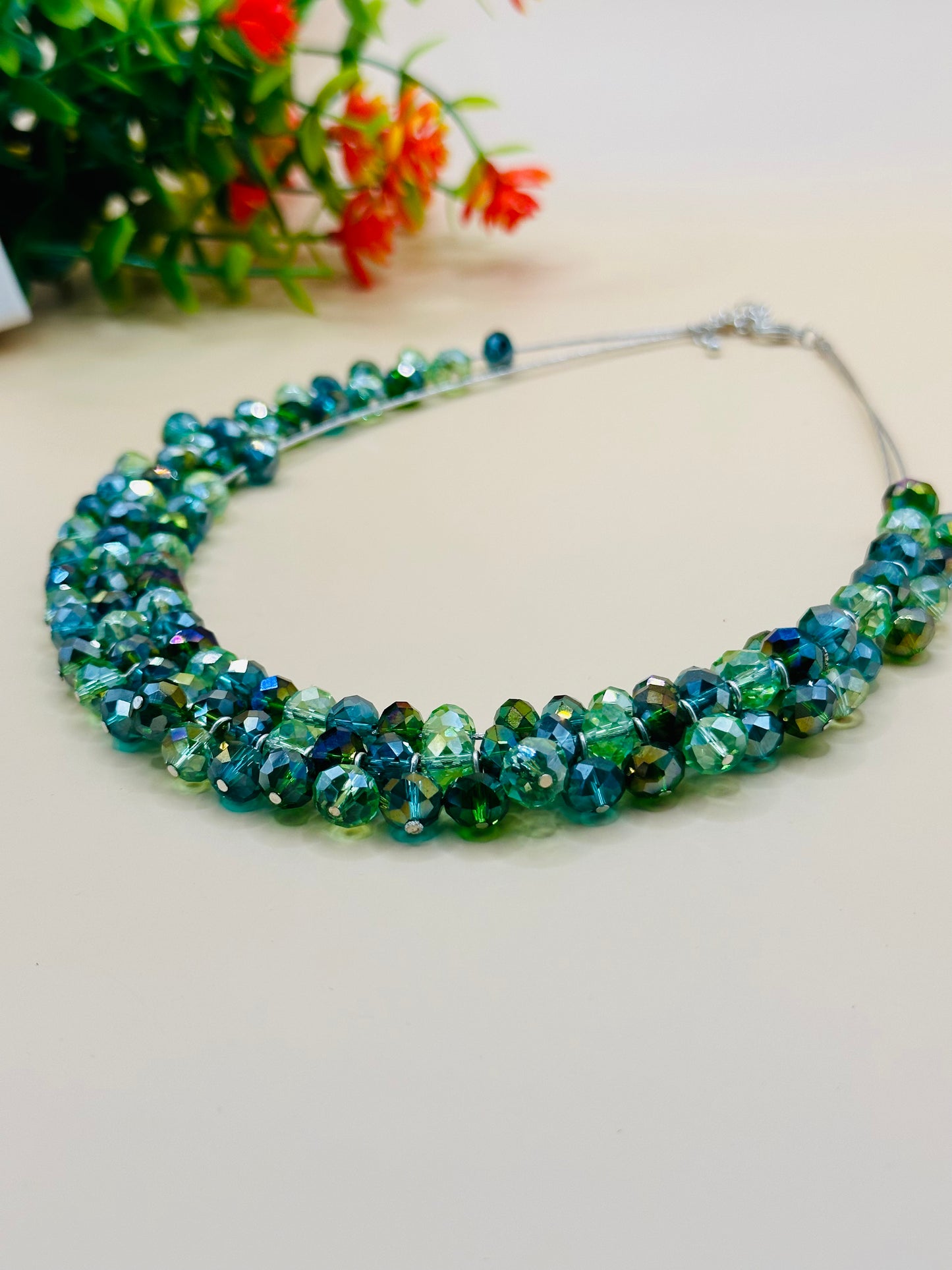 Green mix faceted glass necklace N-154