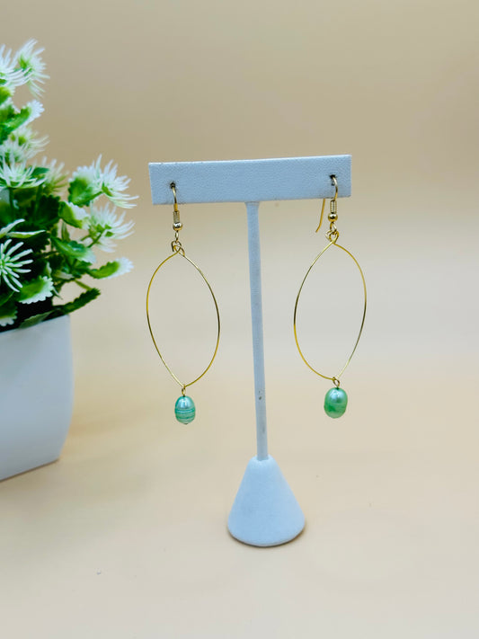 Marquise shape earrings green pearls E-215