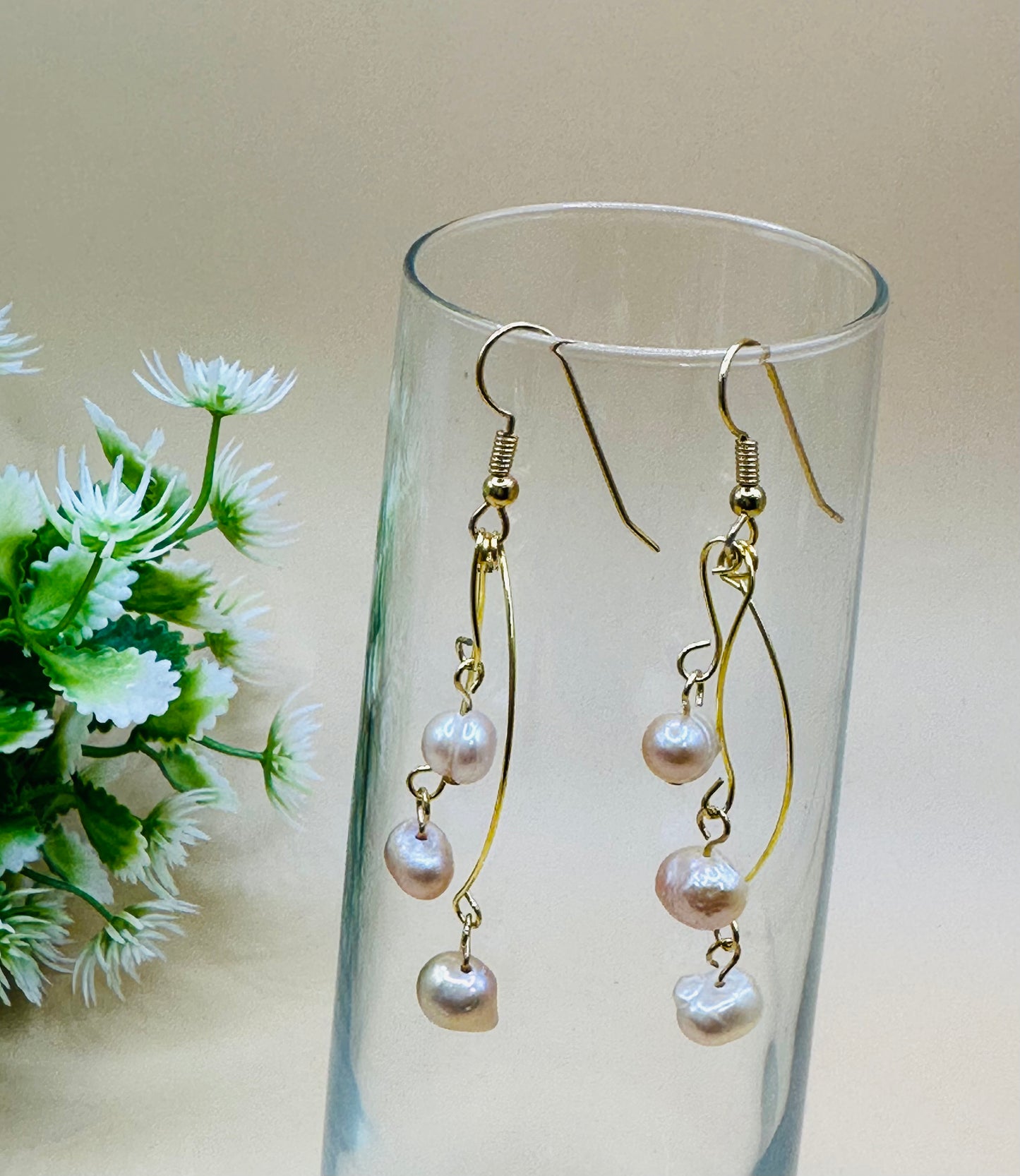 Multi level wire light pink earrings E-225