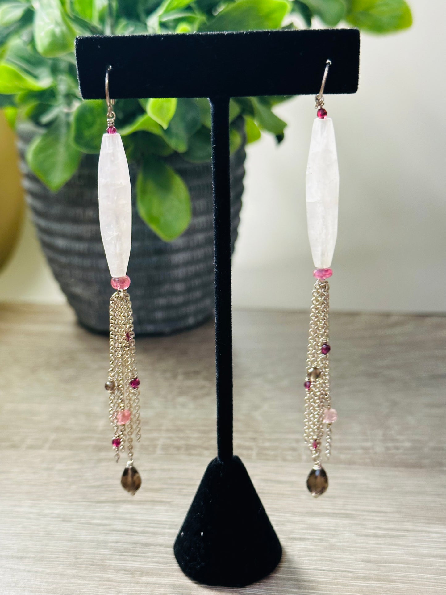 Rose and smokey quartz chain earrings E-236