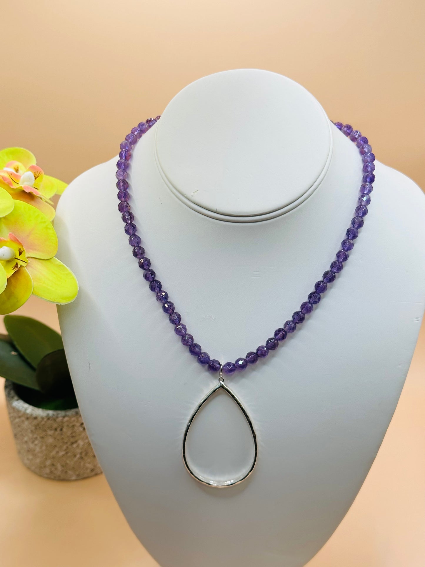 Amethyst faceted round hammered teardrop necklace N-175