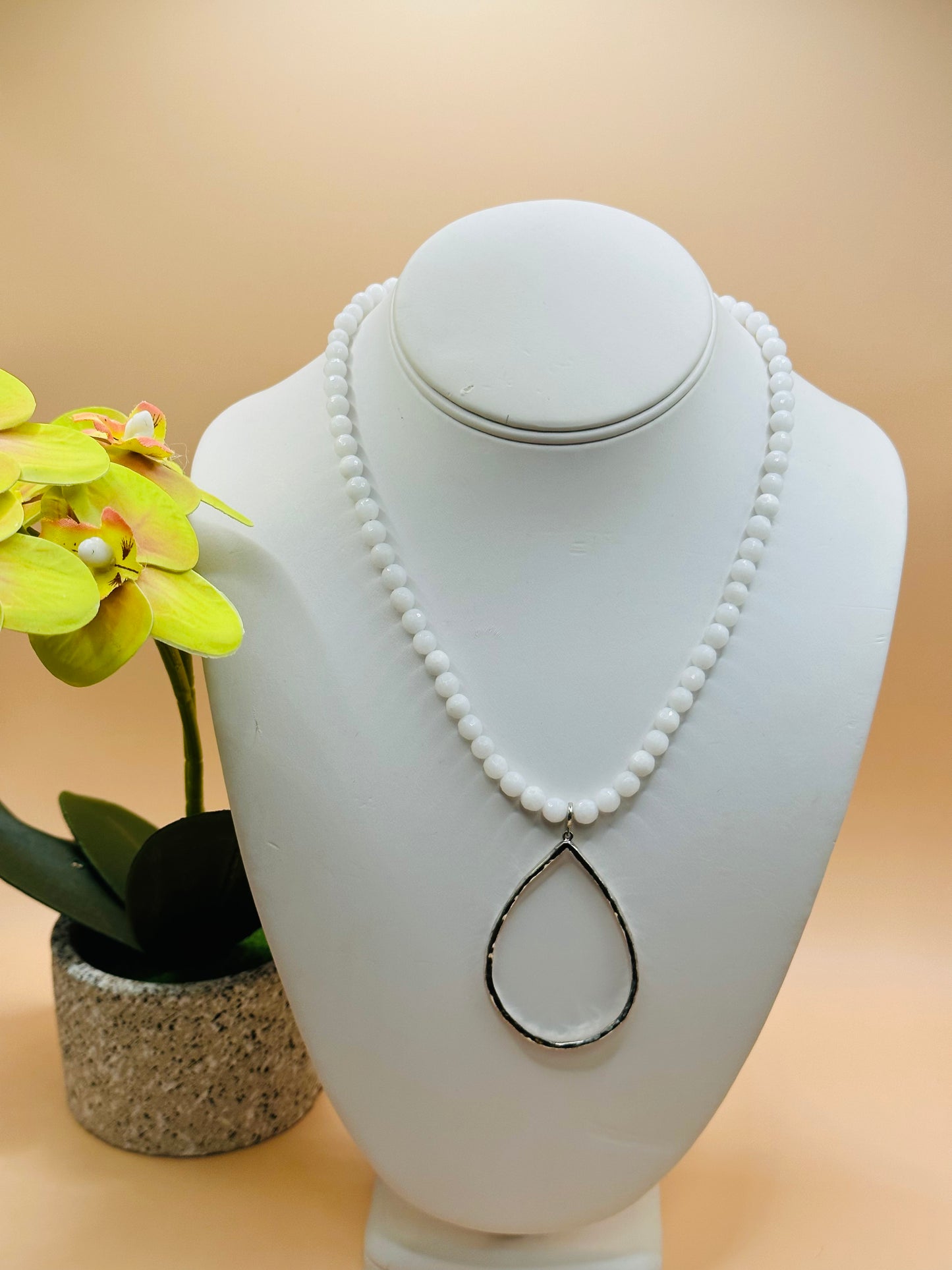 White agate hammered teardrop necklace N-178