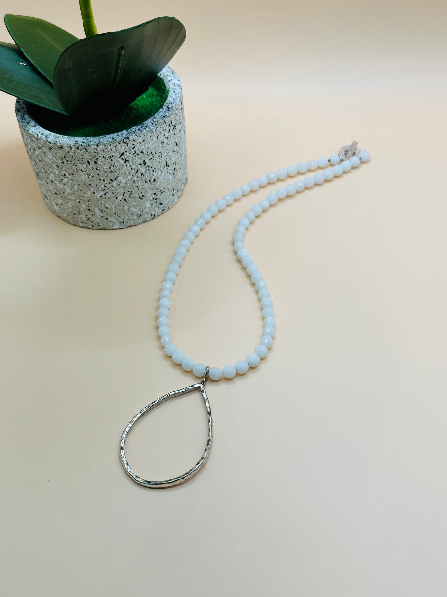 White agate hammered teardrop necklace N-178