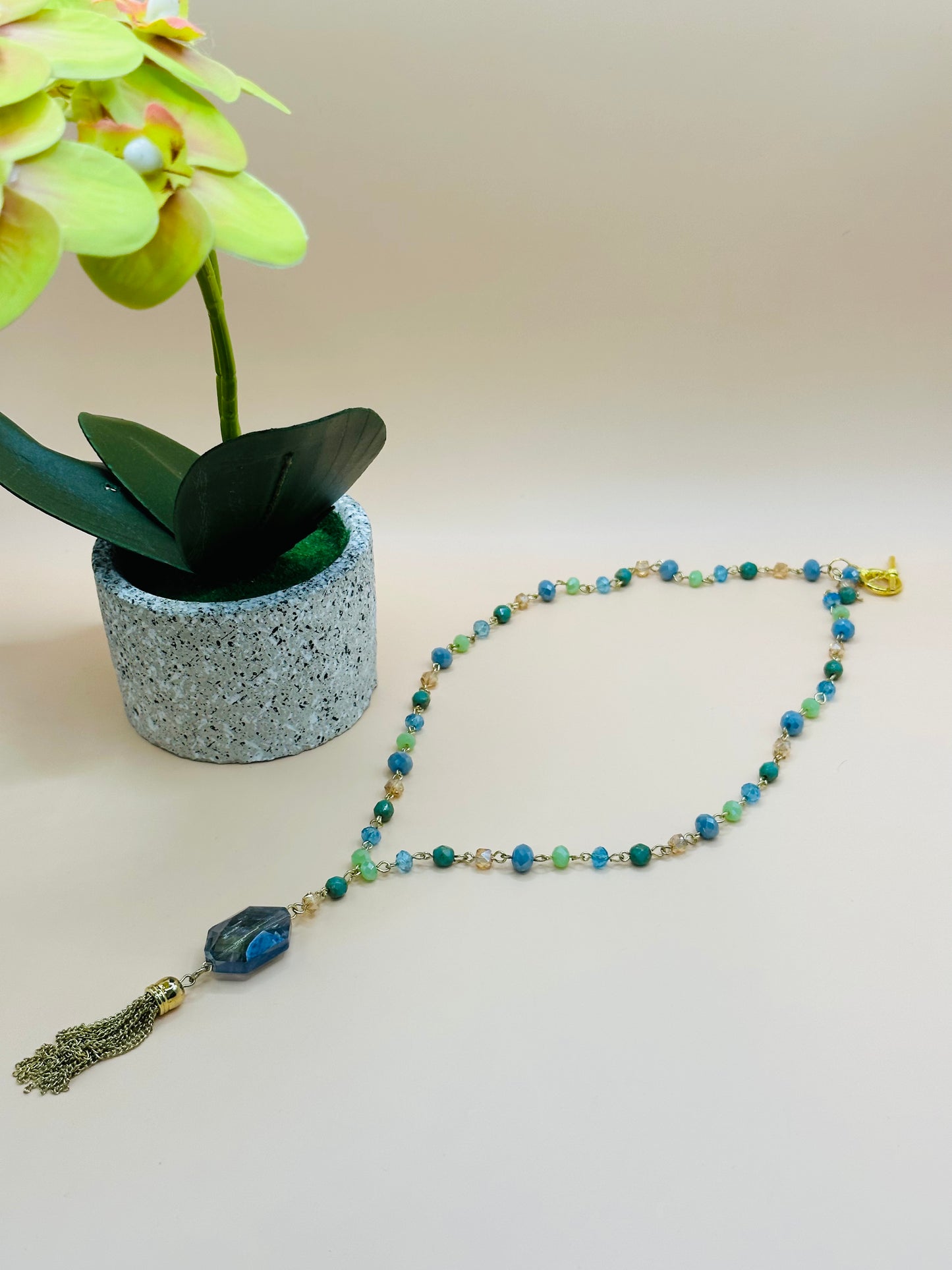 Aqua chain tassel with green mix faceted necklace N-185