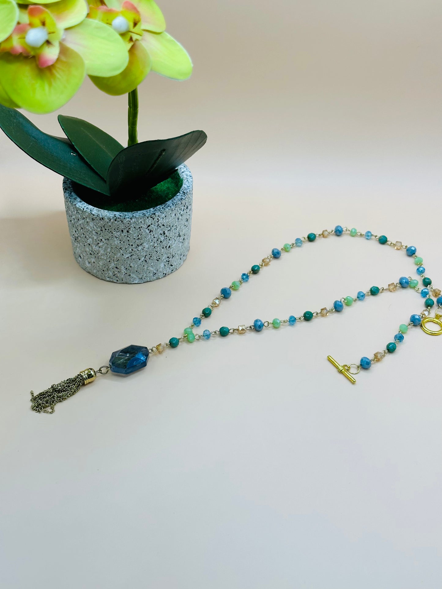 Aqua chain tassel with green mix faceted necklace N-185