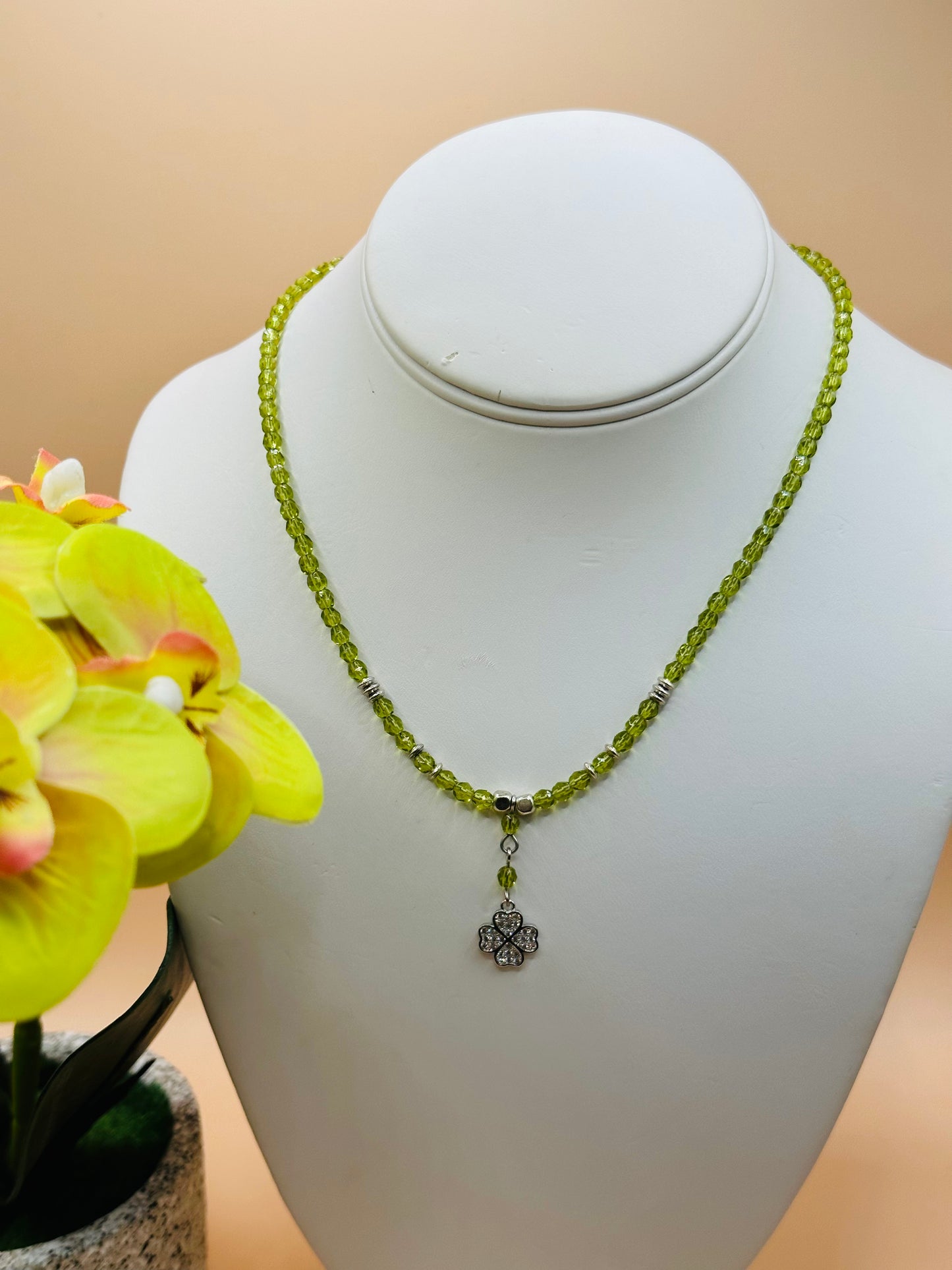 Small olivine with four leaf clover rhinestone charm pendant necklace N-194