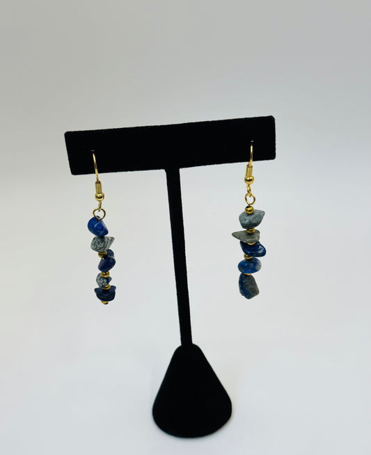 Sodalite chips with round spacers earrings E-200