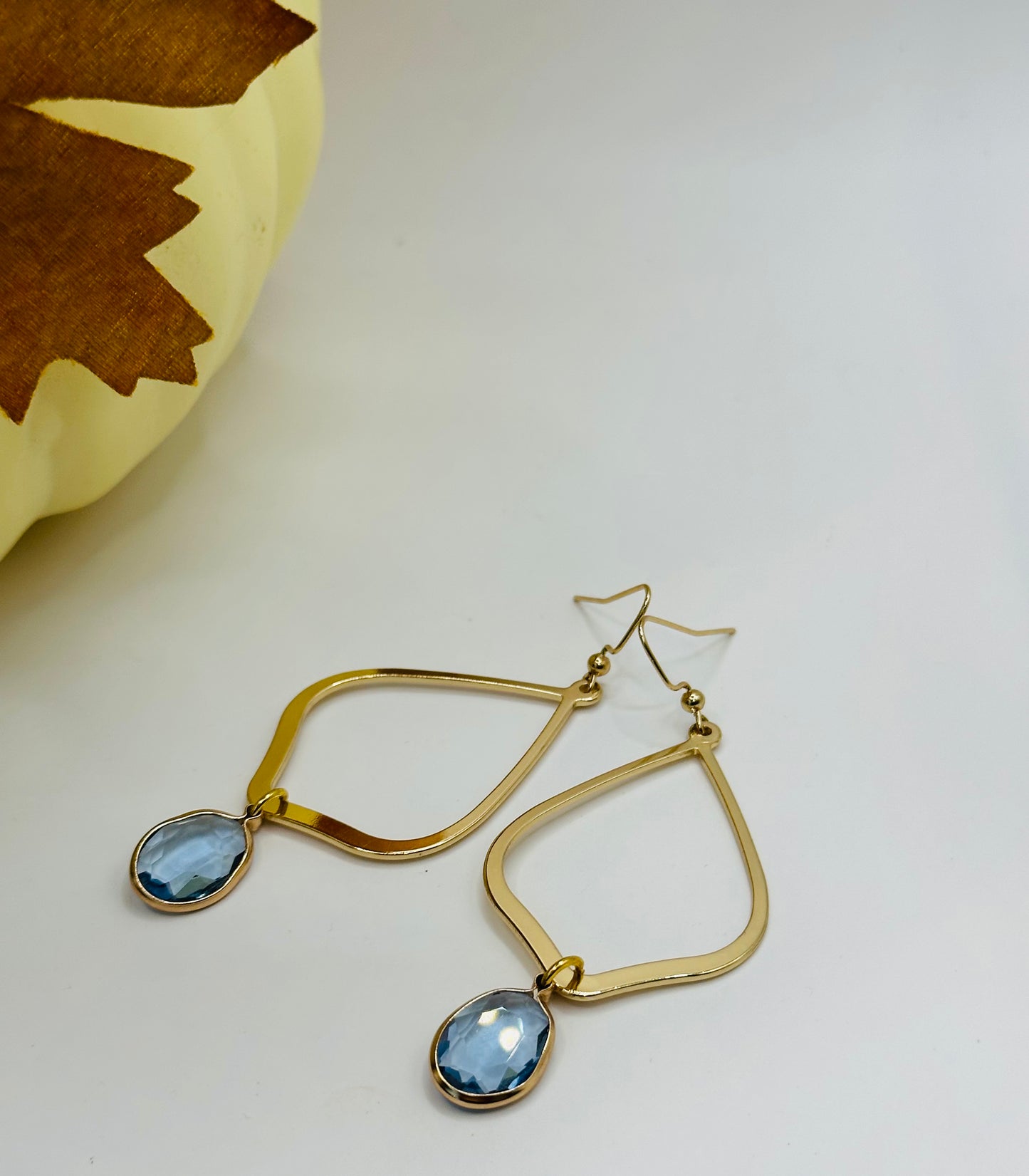 Gold plated diamond shape earrings with blue sky crystal charms earrings E-275