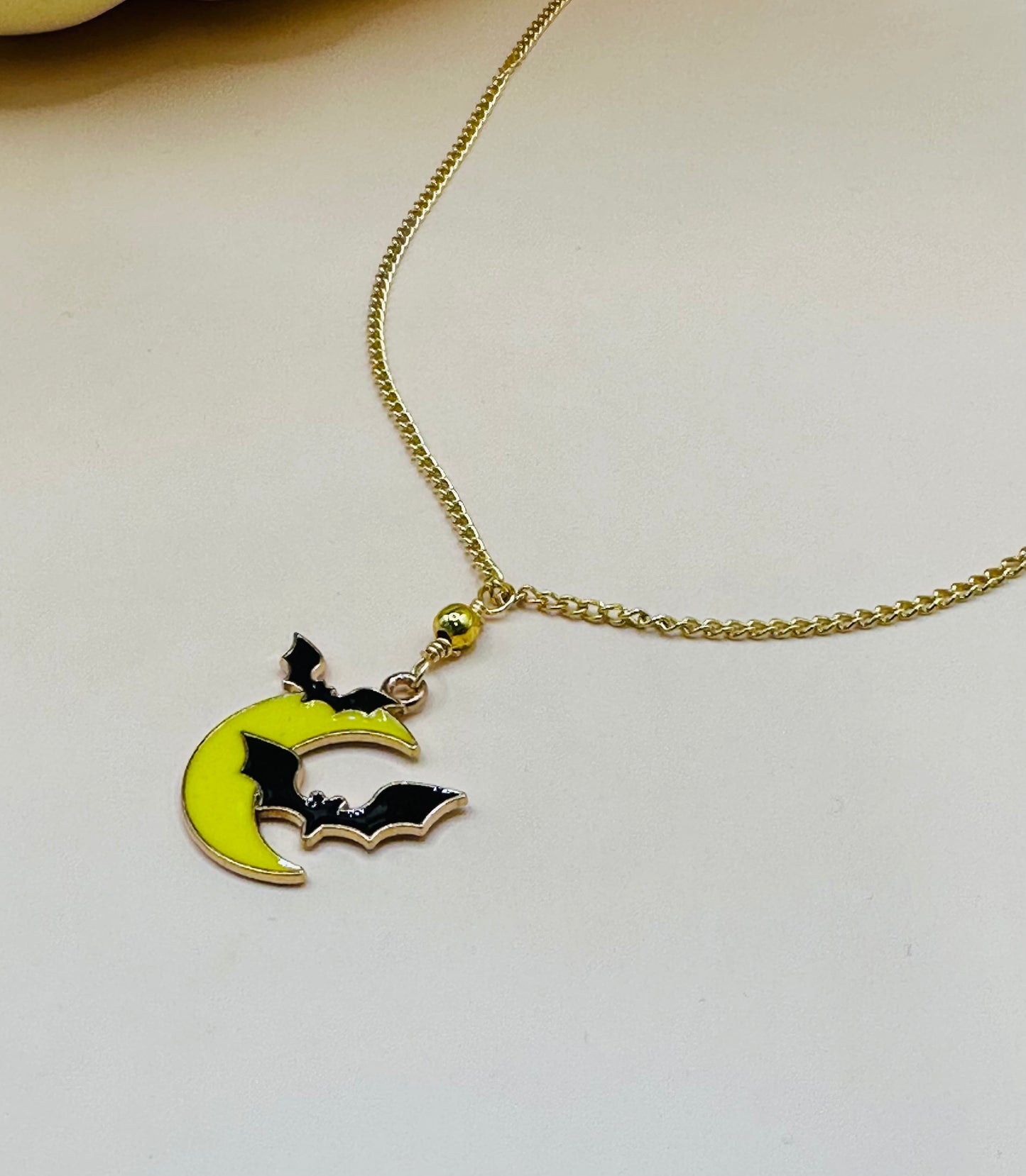 Necklace enamel charm NHN-09