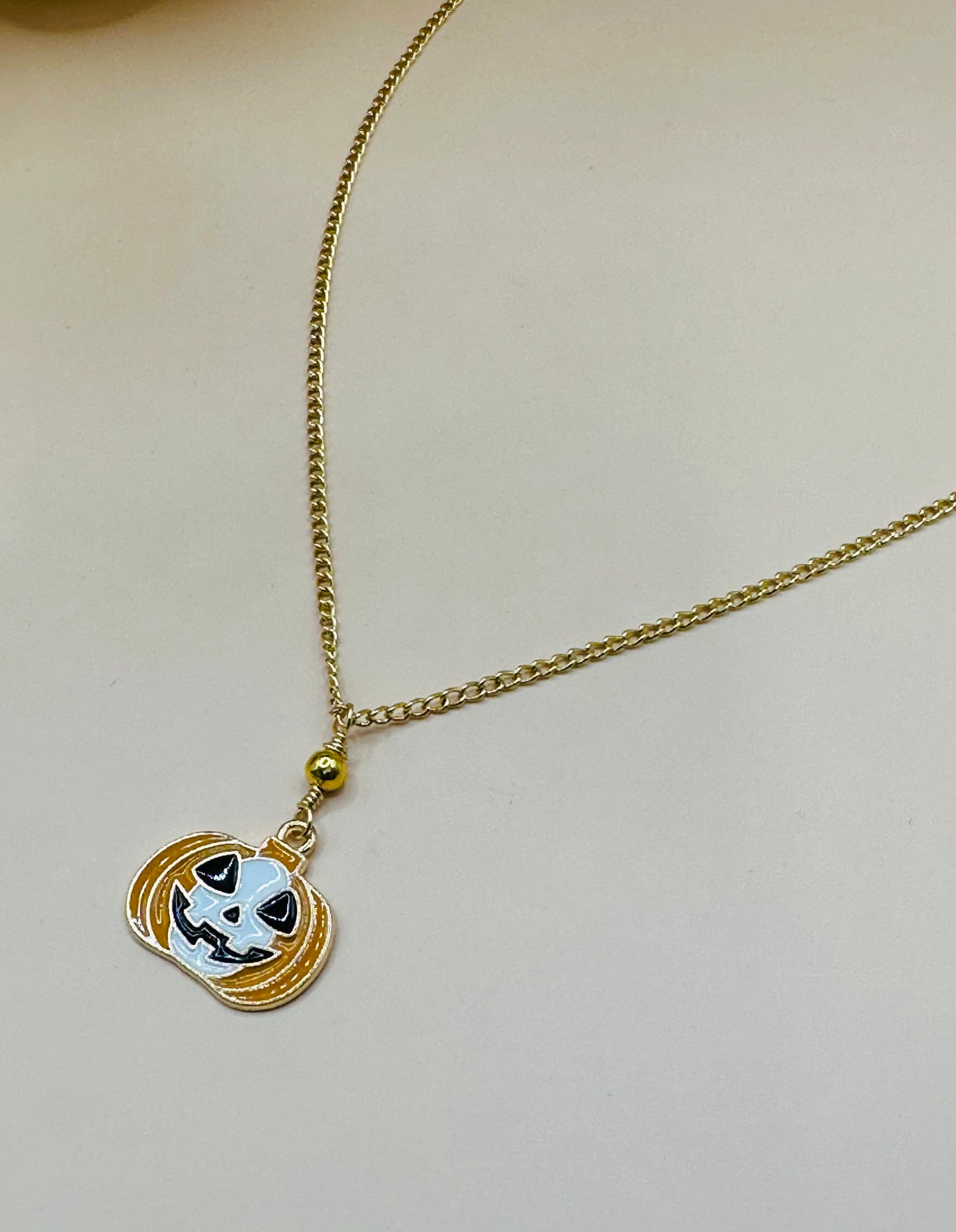 Necklace enamel charm NHN-10