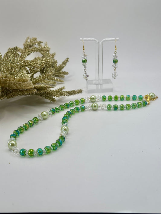 Green glass and mother of pearls mix jewelry sets NE-125