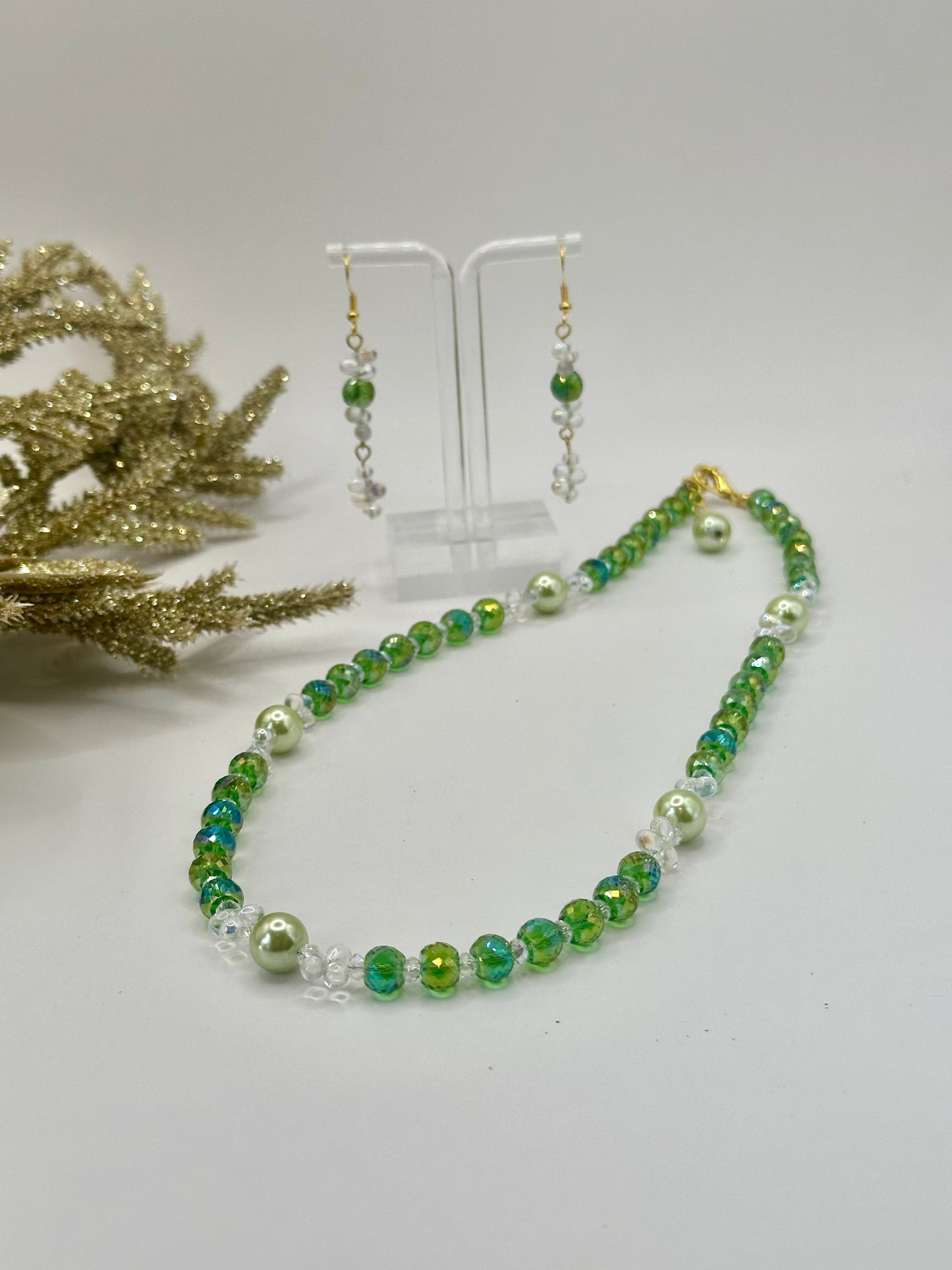 Green glass and mother of pearls mix jewelry sets NE-125